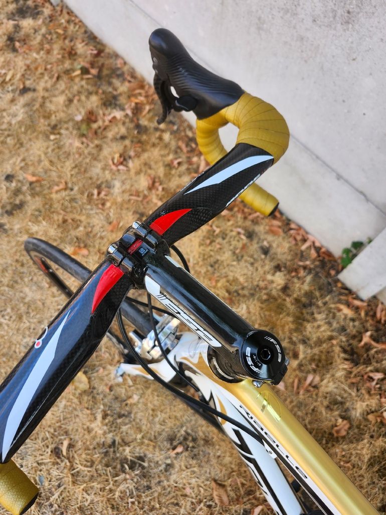 Used Dedacciai Custom Other Campagnolo 2013 Road & Gravel, White — image 9 of 9