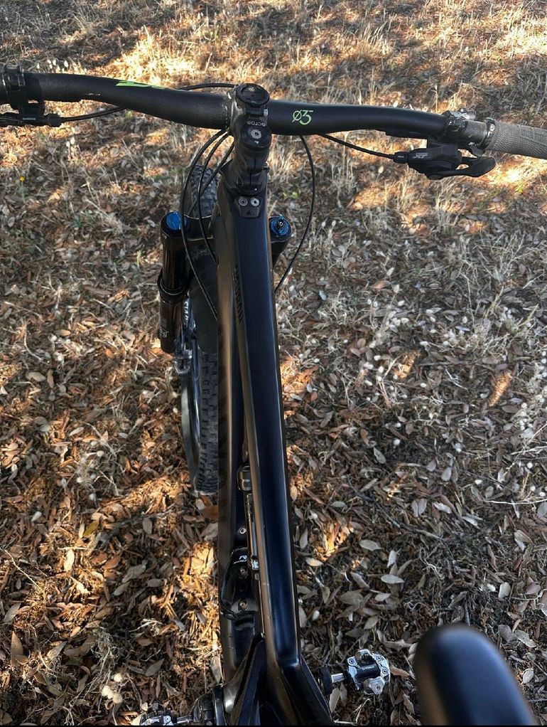 Použité Canyon Neuron CF 9 2022 2022 Mountainbike — obrázek 7 z 12