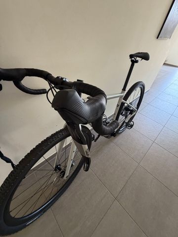 Gebrauchtes Specialized Turbo Creo 2 E5 Comp 2024 2024 Road & Gravel, Hellgrau — Bild 8 von 8