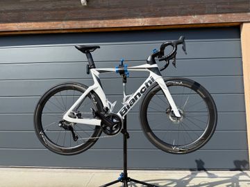 Brugt Bianchi Oltre Comp Ultegra Di2 2024 2024 Road & Gravel — billede 2 af 4
