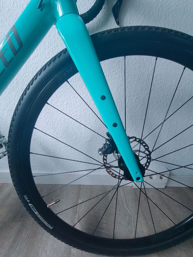 Used Specialized Diverge Elite E5 2022 2022 Road & Gravel, Blue — image 6 of 11