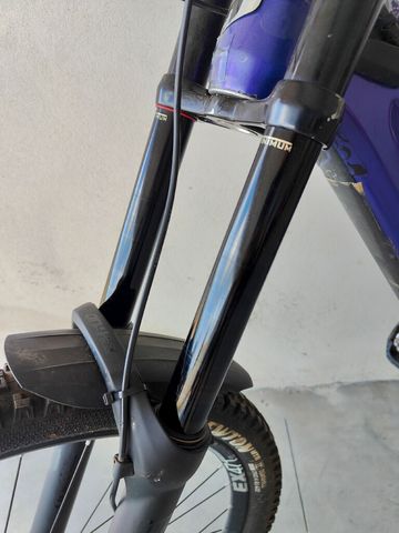 Used GT Fury Expert 2022 2022 Mountainbike, Purple, 27.5 — image 7 of 8