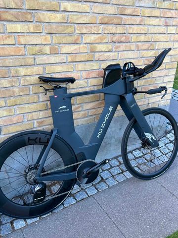 KU cycle Custom SRAM Force eTap AXS 2022 Road & Gravel d'occasion — image 7 sur 10