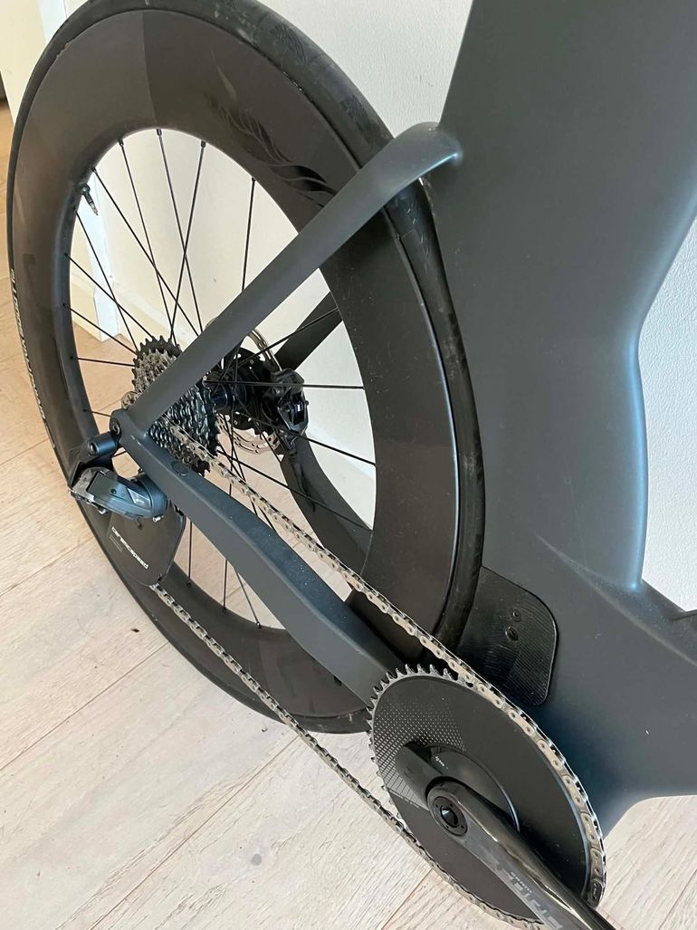 KU cycle Custom SRAM Force eTap AXS 2022 Road & Gravel d'occasion — image 10 sur 10