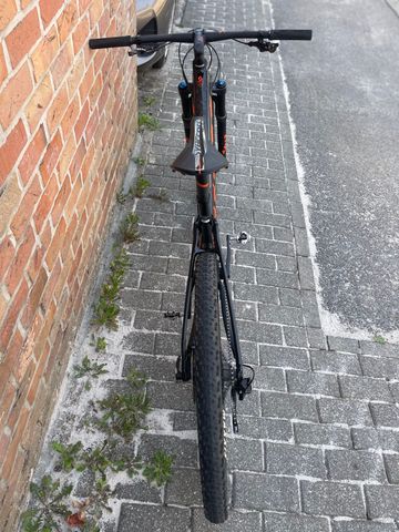 Used Scott Spark RC 900 Comp 2018 2018 Mountainbike, Orange, 29 — image 3 of 8