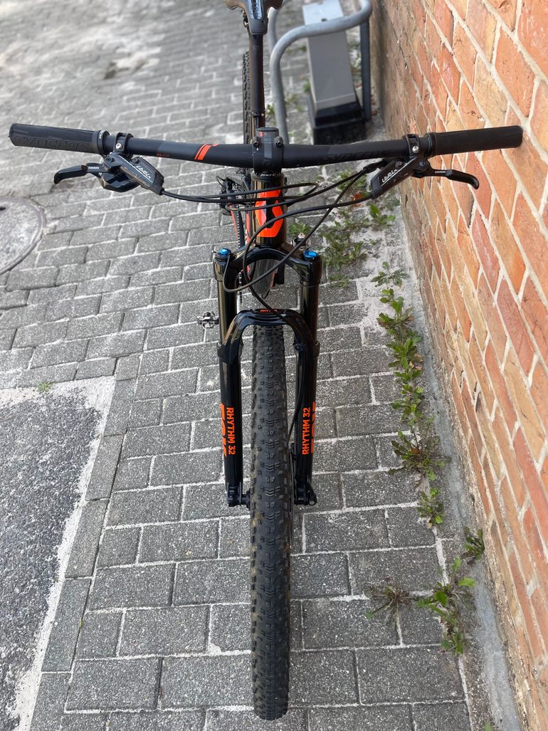 Used Scott Spark RC 900 Comp 2018 2018 Mountainbike, Orange, 29 — image 2 of 8