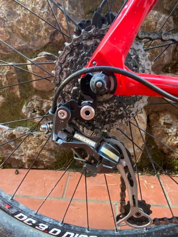 Used Cannondale Trail Shimano Deore 2005 Mountainbike, Red — image 3 of 6