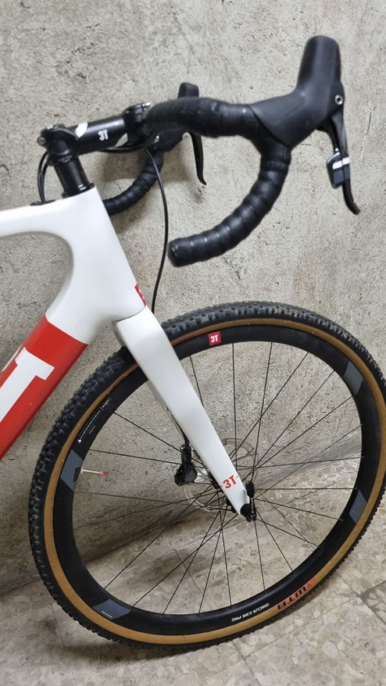 3T Exploro 2018 Road & Gravel d'occasion — image 4 sur 7