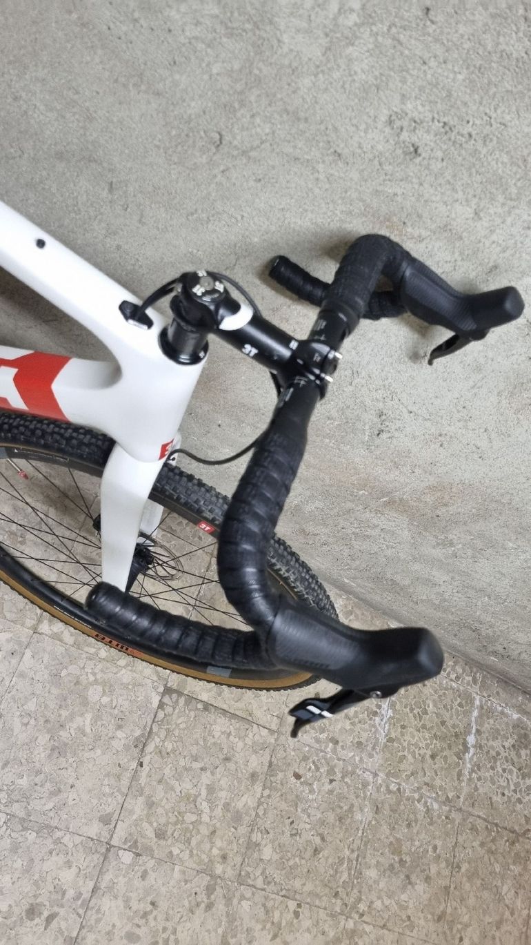 3T Exploro 2018 Road & Gravel d'occasion — image 5 sur 7
