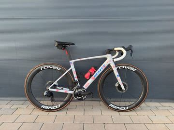 Scott Addict RC SRAM Red eTap AXS 2026 Road & Gravel d'occasion — image 1 sur 7