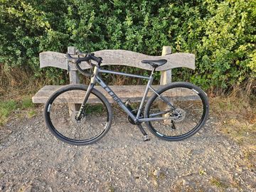 CUBE Nuroad Shimano Tiagra 2023 Road & Gravel usato, Grigio chiaro — immagine 1 di 10
