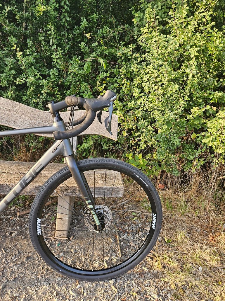 CUBE Nuroad Shimano Tiagra 2023 Road & Gravel usato, Grigio chiaro — immagine 7 di 10