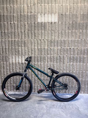 Kona Shonky 2021 2021 Mountainbike usato, Verde — immagine 2 di 7