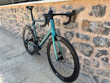 Brugt Canyon Ultimate CF SLX 8 Di2 2024 2024 Road & Gravel — billede 3 af 12