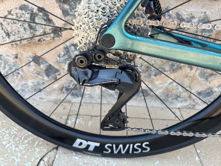 Brugt Canyon Ultimate CF SLX 8 Di2 2024 2024 Road & Gravel — billede 4 af 12