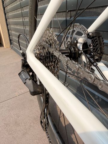 Used Canyon Ultimate CF 7 2026 2026 Road & Gravel, White — image 10 of 17