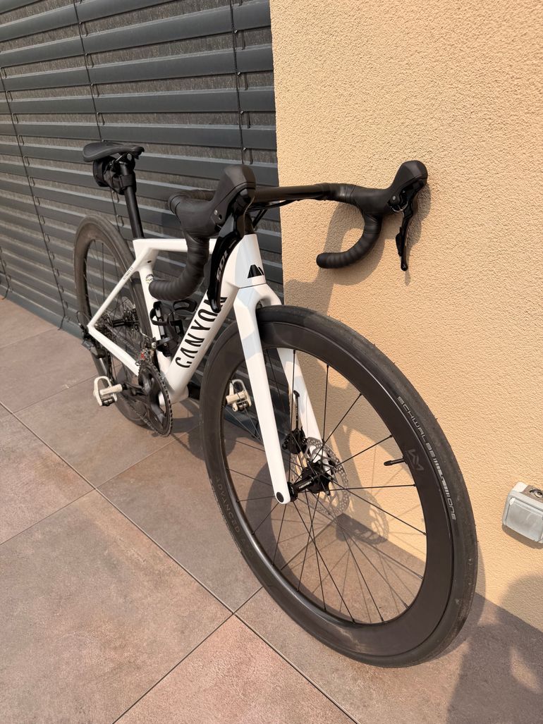 Used Canyon Ultimate CF 7 2026 2026 Road & Gravel, White — image 14 of 17