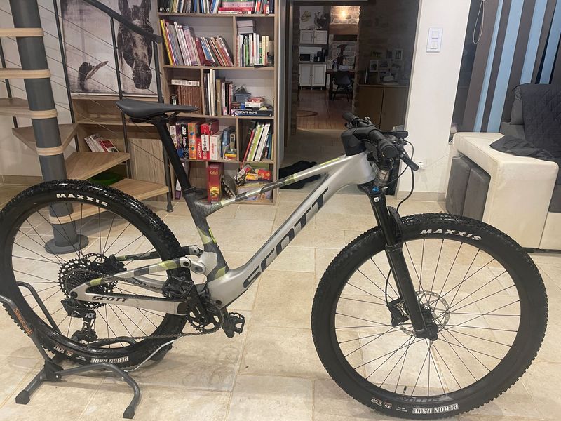 Scott Spark RC Comp 2025 2025 MTB d'occasion