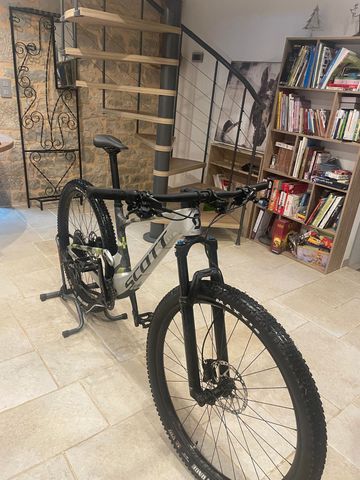 Scott Spark RC Comp 2025 2025 Mountainbike d'occasion — image 4 sur 6