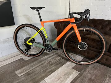 Used Megamo Silk 04 2027 2027 Road & Gravel, Orange — image 1 of 21
