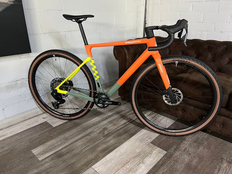 Used Megamo Silk 04 2027 2027 Road & Gravel