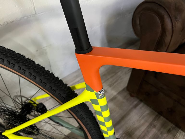 Used Megamo Silk 04 2027 2027 Road & Gravel, Orange — image 4 of 21