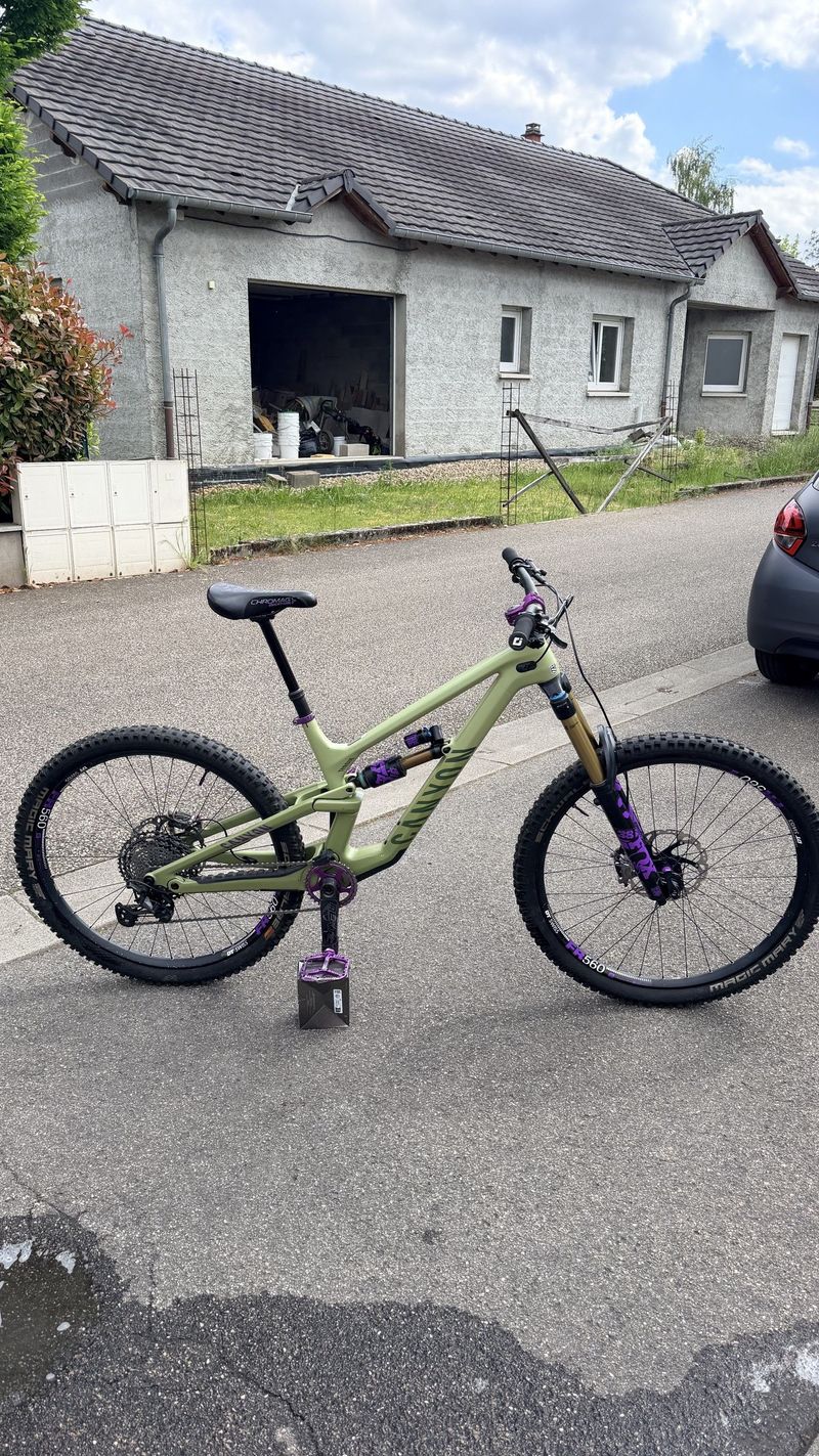Used Canyon Torque 29 CF 9 2023 2023 MTB