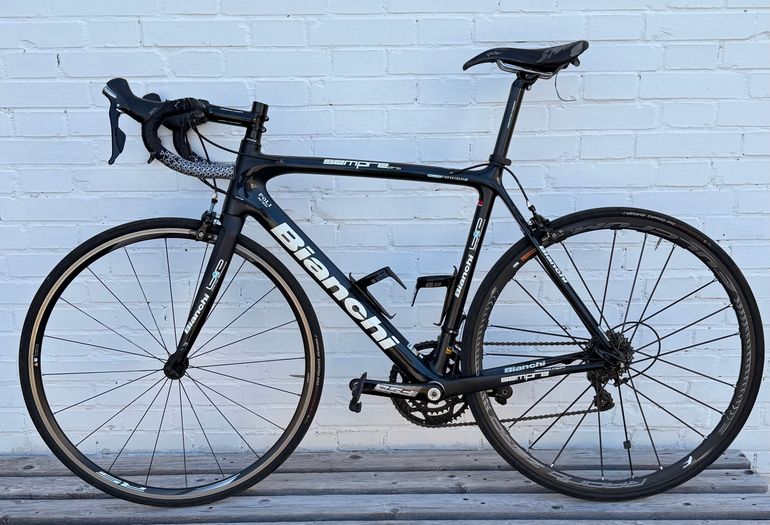 Used Bianchi Sempre Pro 2019 2019 Road & Gravel, Black — image 2 of 5