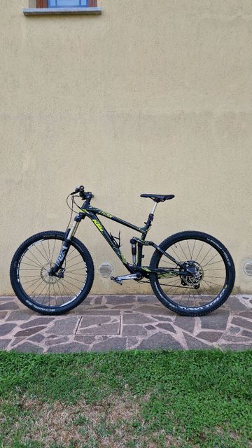 Used Ktm lycan lt 272 Shimano SLX 2017 Mountainbike, Black — image 2 of 3