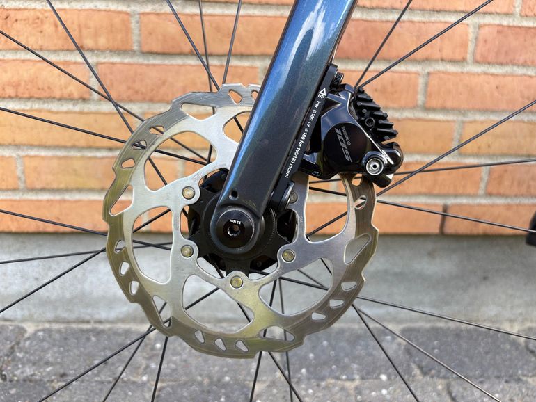 Used Giant Defy Advanced 2 2026 2026 Road & Gravel, Blue — image 5 of 8