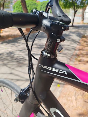 Used Orbea Avant Shimano 105 2017 Road & Gravel, Black — image 9 of 11