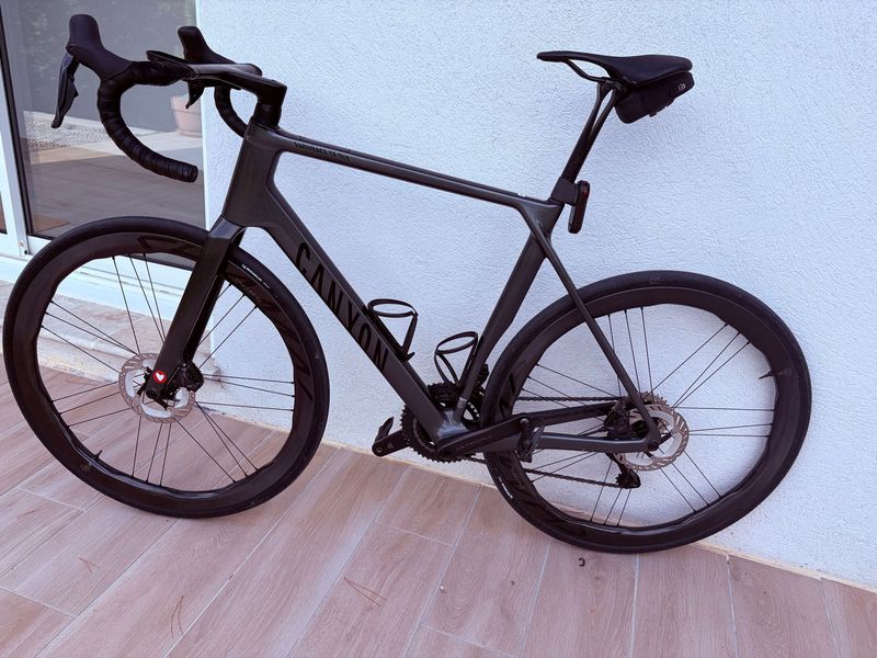 Käytetty Canyon Endurace CF SLX 8 Di2 2025 2025 Road & Gravel
