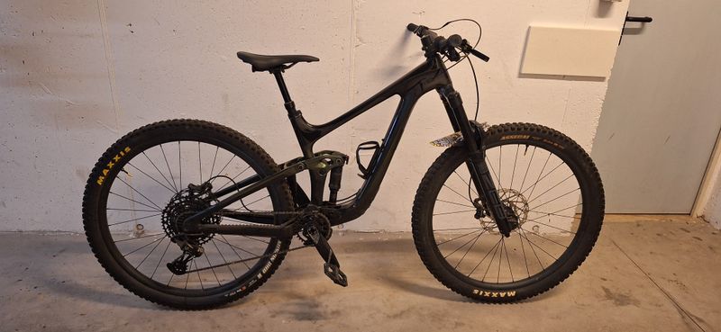 Used Giant Reign Advanced Pro 29 2 2022 2022 MTB