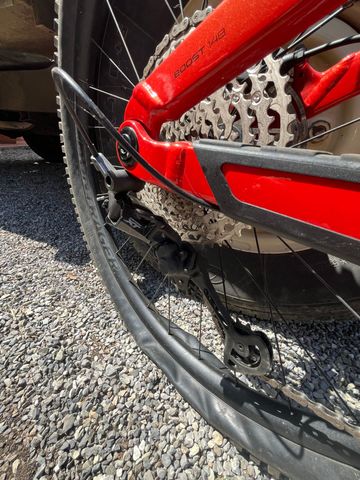 Brugt Trek Slash 7 Gen 5 2023 2023 Mountainbike — billede 3 af 6