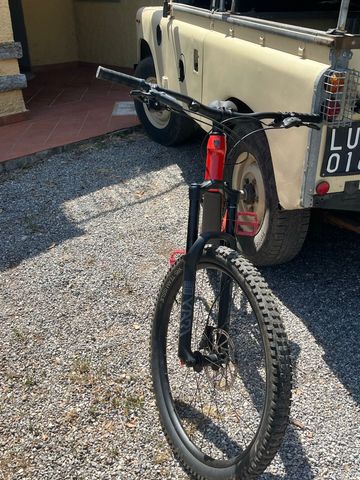 Brugt Trek Slash 7 Gen 5 2023 2023 Mountainbike — billede 6 af 6