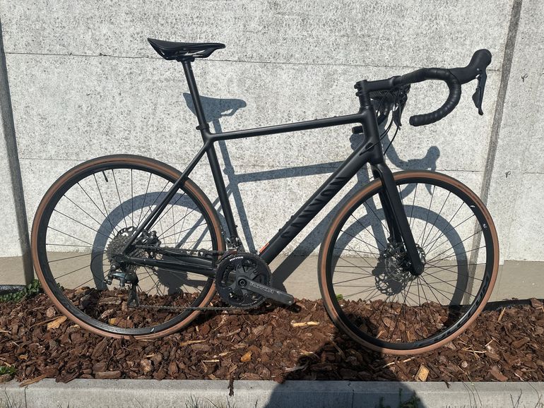 Used Canyon Endurace 6 2023 2023 Road & Gravel, Black — image 2 of 4