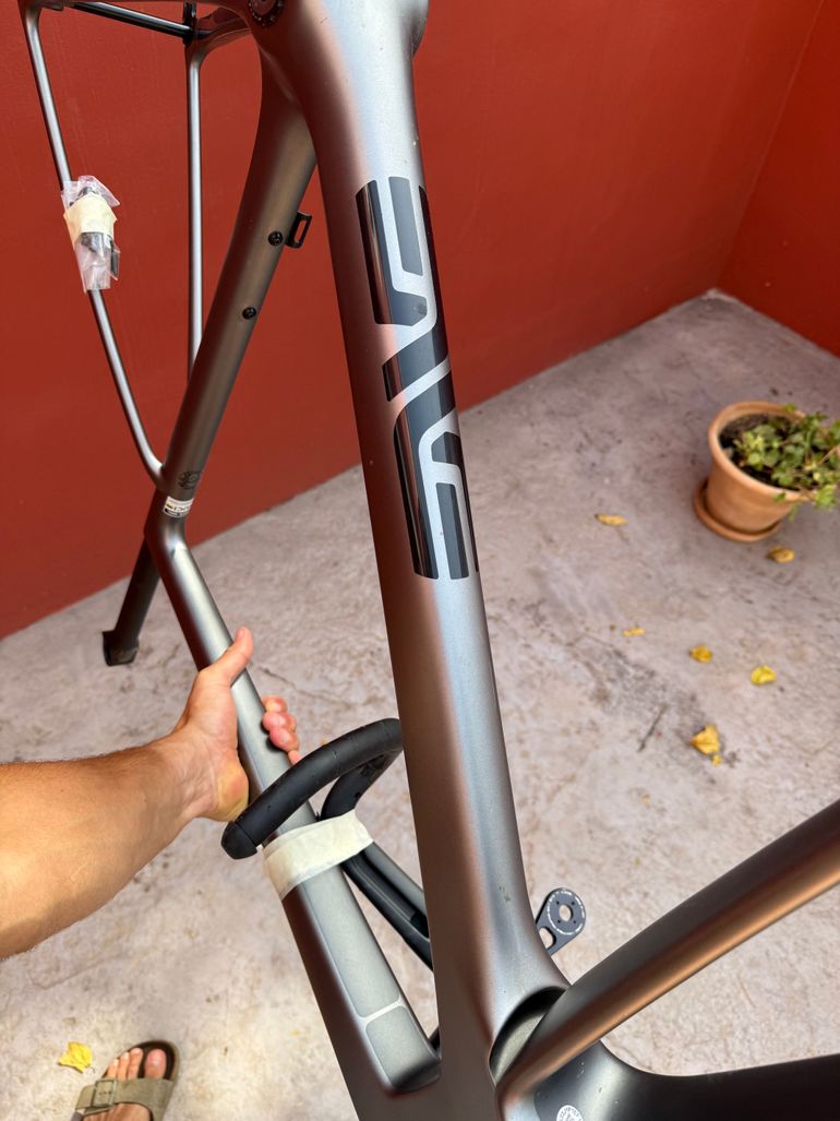 Gebrauchtes Enve Melee 2024 Frameset 2024 Road & Gravel, Hellgrau — Bild 12 von 17