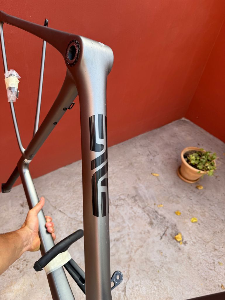 Gebrauchtes Enve Melee 2024 Frameset 2024 Road & Gravel, Hellgrau — Bild 3 von 17