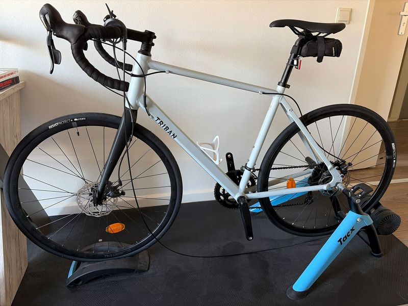 Used TRIBAN Rennrad Radtouren RC120 Scheibenbremsen hellgrau 2026 2026 Road & Gravel