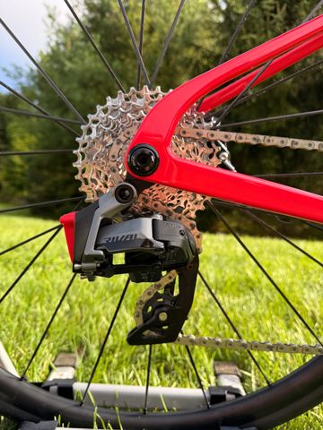 Used Lauf Úthald - Weekend Warrior Wireless 2025 2025 Road & Gravel, Red — image 7 of 31