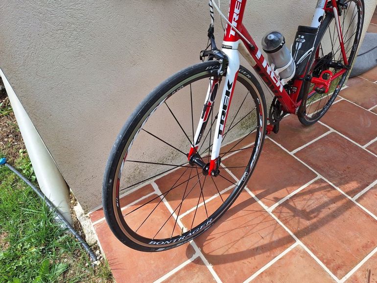 Used Trek Alpha Shimano 105 2011 Road & Gravel, White — image 7 of 8