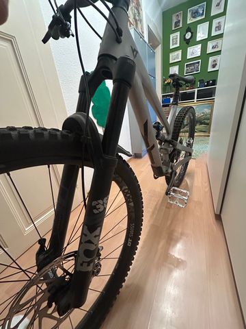YT Industries Jeffsy CORE 2 29 2022 2022 Mountainbike d'occasion — image 3 sur 9