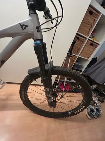 YT Industries Jeffsy CORE 2 29 2022 2022 Mountainbike d'occasion — image 5 sur 9