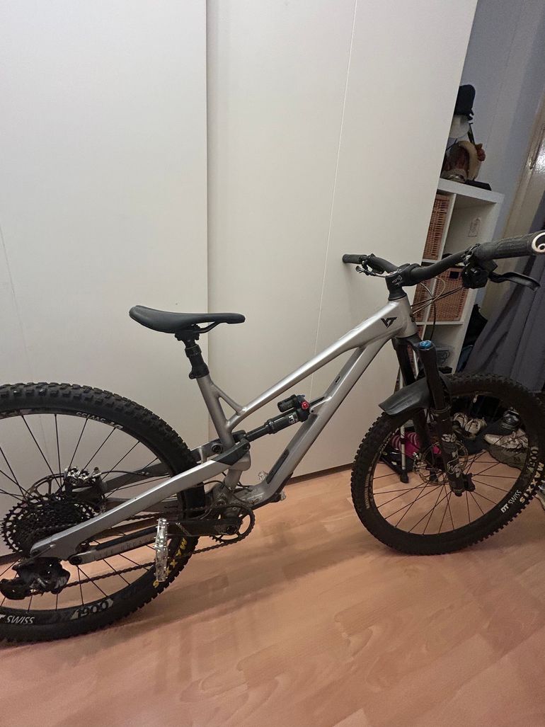 YT Industries Jeffsy CORE 2 29 2022 2022 Mountainbike d'occasion — image 1 sur 9