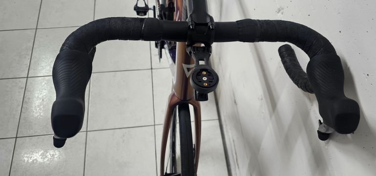Gebrauchtes Giant Defy Advanced Pro 1 2025 2025 Road & Gravel, Orange — Bild 11 von 14