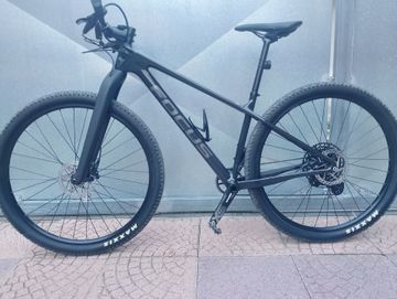 Focus Raven 8.6 2022 2022 Mountainbike d'occasion — image 1 sur 12