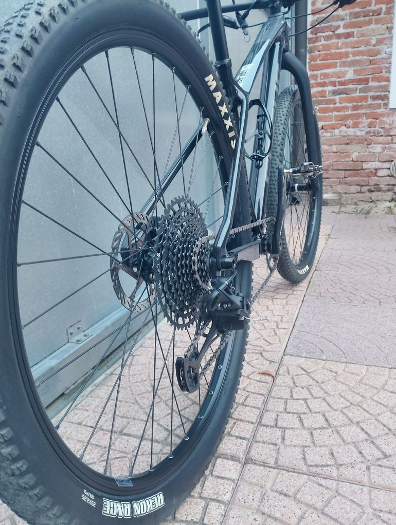 Focus Raven 8.6 2022 2022 Mountainbike d'occasion — image 6 sur 12