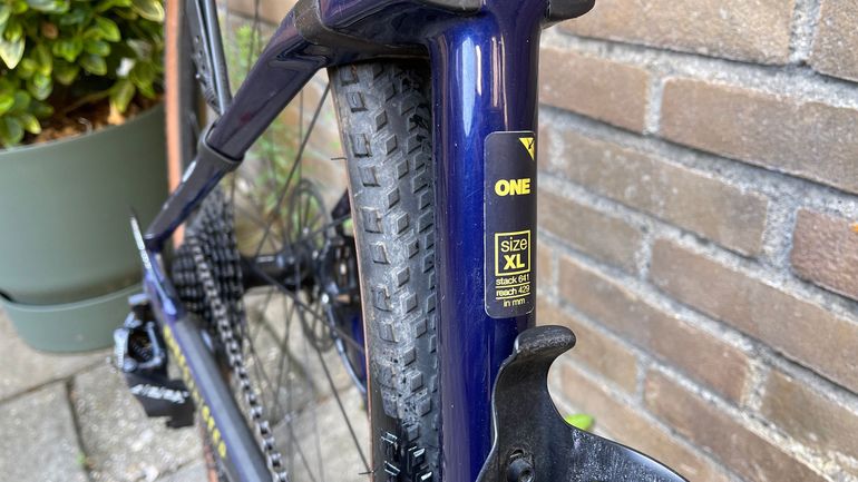 Gebrauchtes BMC URS ONE (VAR 2) 2022 2022 Road & Gravel, Violett — Bild 8 von 11