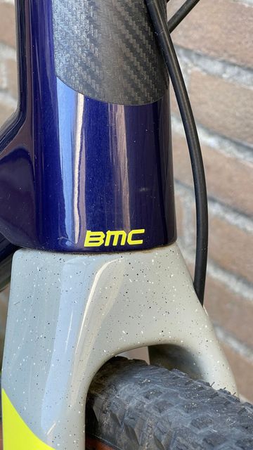 Gebrauchtes BMC URS ONE (VAR 2) 2022 2022 Road & Gravel, Violett — Bild 4 von 11
