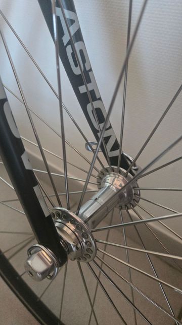 Used Eddy Merckx Team SC - Campagnolo Record 2003 Road & Gravel, Red — image 4 of 16